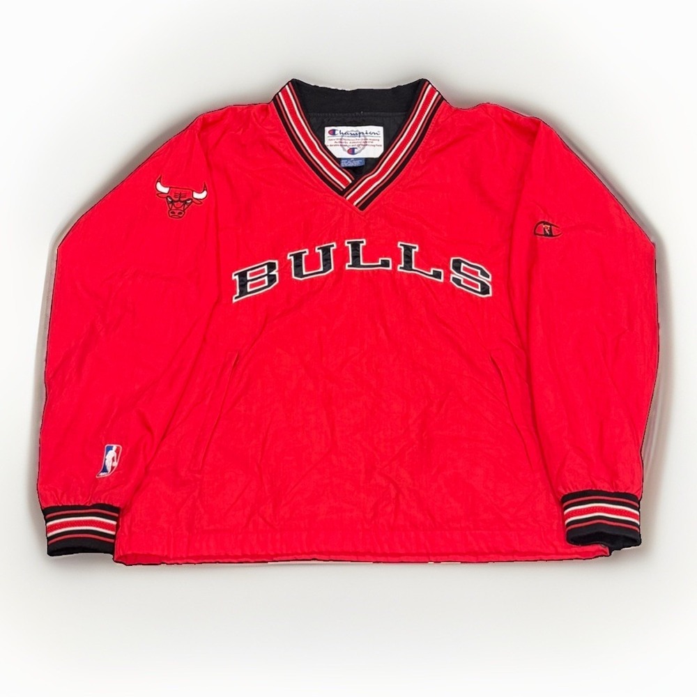 VTG 90s Champion Chicago Bulls V-Neck Pullover Windbreaker Micheal Jordan Sz M